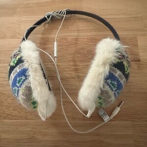 Juicy Couture Blue Knit & Cream Faux Fur Over-Ear earmuffs Headphones